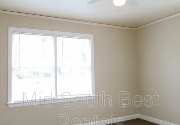1445 Catherine St (Cherokee)