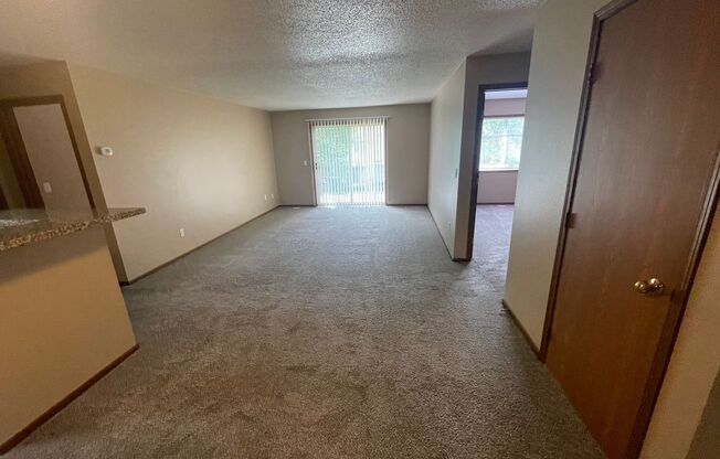 2 beds, 2 baths, 1,050 sqft, $1,210, Unit 272