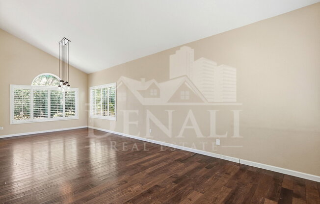 19413 N 37 WAY