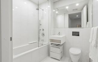 310 W 114 ST
