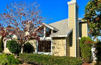 Beautiful Home in Gated Community - Near Beach - Off Poinsettia Carlsbad