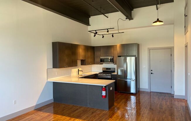 2 beds, 1 bath, 955 sqft, $1,895, Unit 209