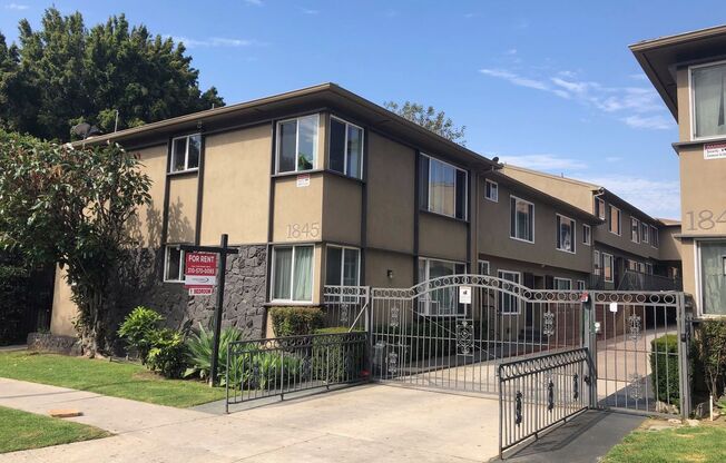 1849 Garfield Place Hollywood, CA 90028