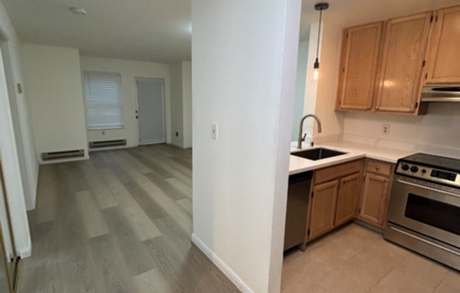 1 bed, 1 bath, $2,990, Unit # 110