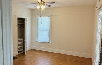 2 beds, 1 bath, 1,000 sqft, $2,350, Unit 1