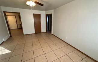 3 beds, 1.5 baths, $1,150