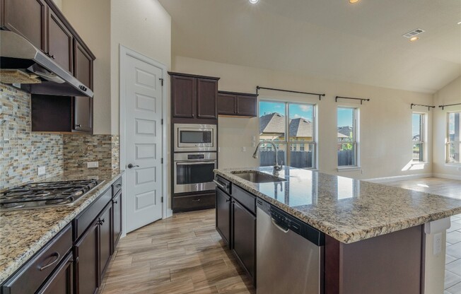 6740 BRINDISI PL
