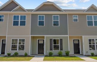 New townhome in Holly Ridge