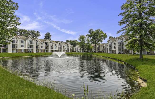 Exceptional Water Views at Orchard Lakes Apartments, Toledo, OH