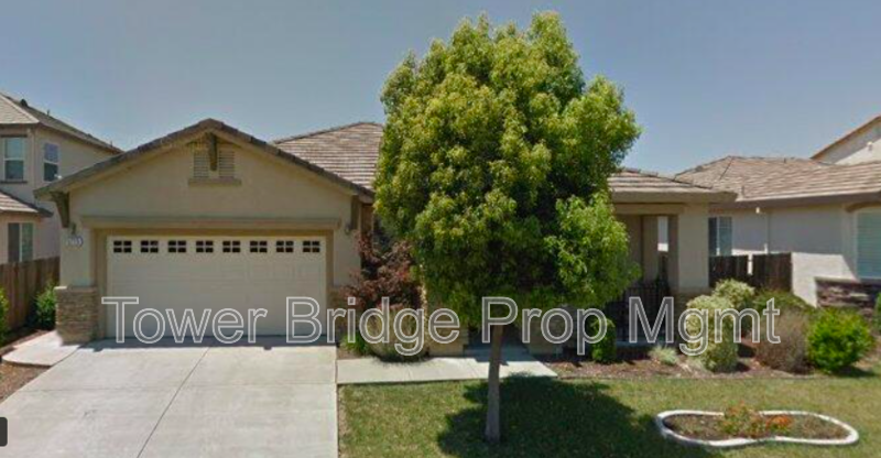 5715 LA VENTA WAY