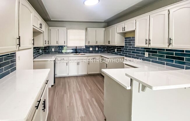 203 Shady Oaks Cir