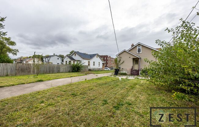 Welcome to this charming 3-bedroom, 1-bathroom