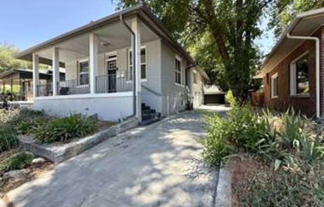 Spacious Basement Apartment in SLC!