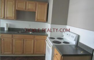 3 beds, 1 bath, $1,395