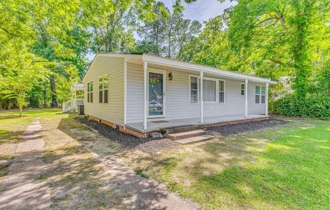 Charming 3BR House in Whiteville