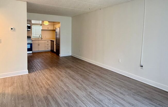 2 beds, 1 bath, 740 sqft, $1,595