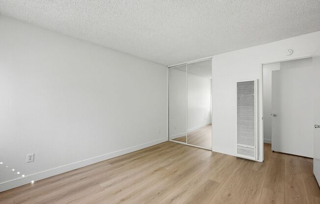 2 beds, 2 baths, 1,044 sqft, $2,895, Unit 204