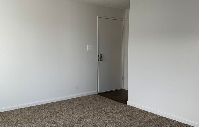 1 bed, 1 bath, 708 sqft, $1,310, Unit 2165-F