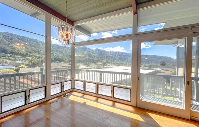 3BR / 2Bath - Home in Manoa!