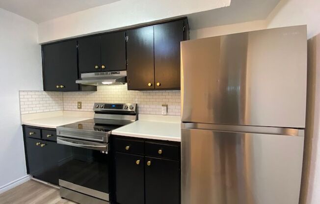 1 bed, 1 bath, $995, Unit UNIT 222