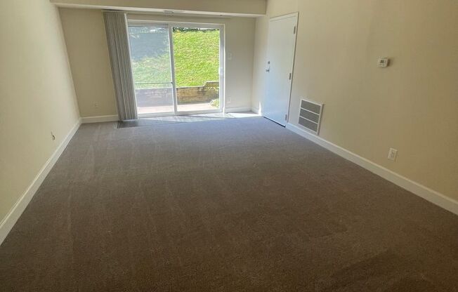 1 bed, 1 bath, 745 sqft, $1,780, Unit 14208 #A3