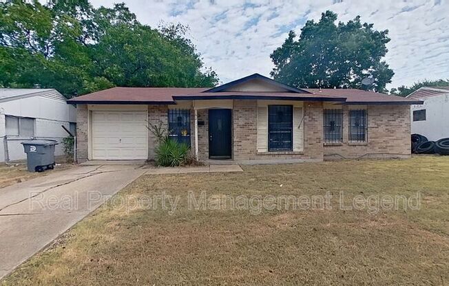6211 GODFREY AVE