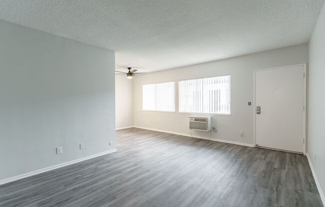 1 bed, 1 bath, 750 sqft, $1,748, Unit 102