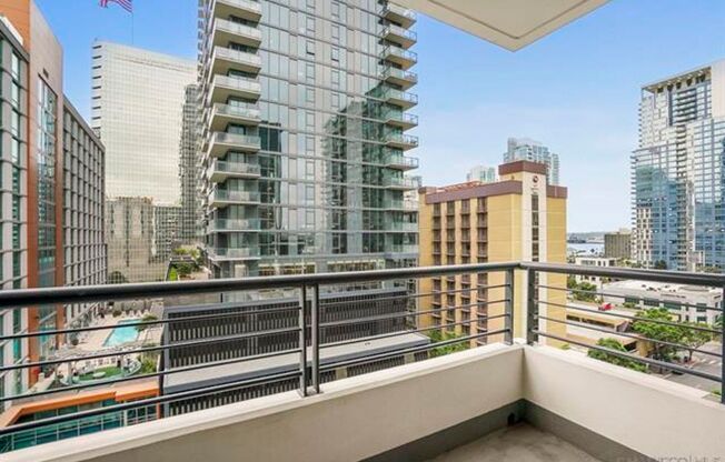 2 beds, 1 bath, $3,000, Unit # 1003