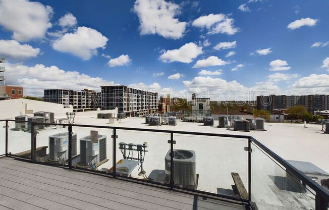 2 beds, 2 baths, 865 sqft, $1,400, Unit 119