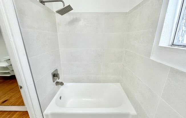 Studio, 1 bath, $1,750, Unit Unit 4