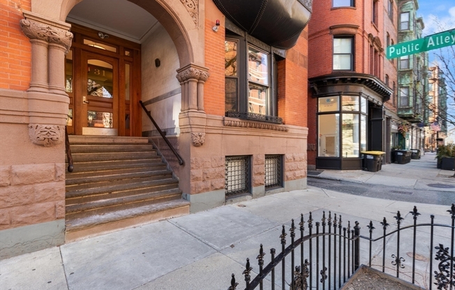 31 Massachusetts Ave