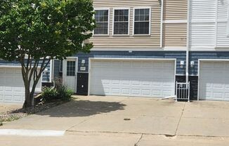 2 bed 2 Bath Town House