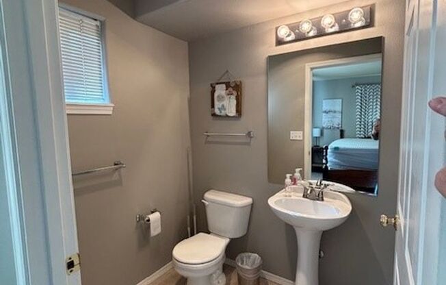 2 beds, 2 baths, $1,850