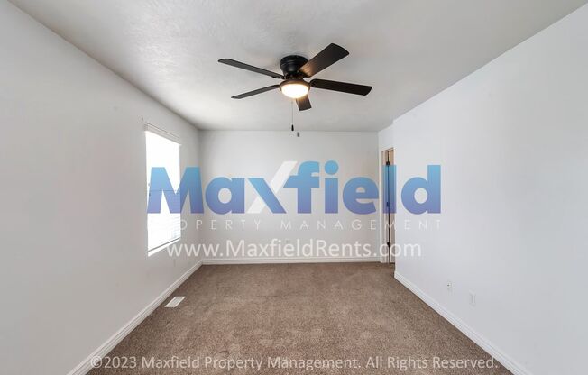 3 beds, 2 baths, $1,650