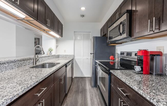 2 beds, 2 baths, 900 sqft, $2,299, Unit 415