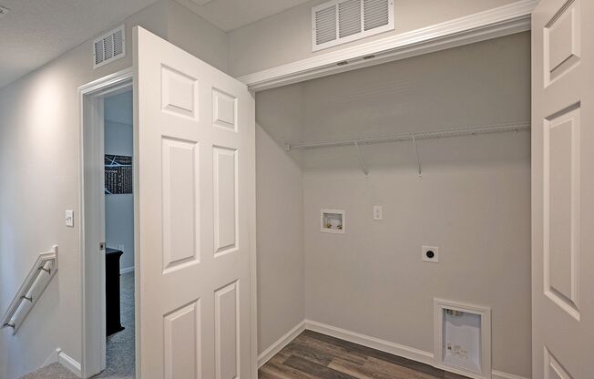 3 beds, 2.5 baths, 1,652 sqft, $2,200, Unit 5432