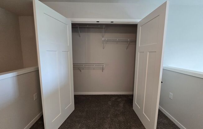 1 bed, 1 bath, 756 sqft, $1,820, Unit 8421-421