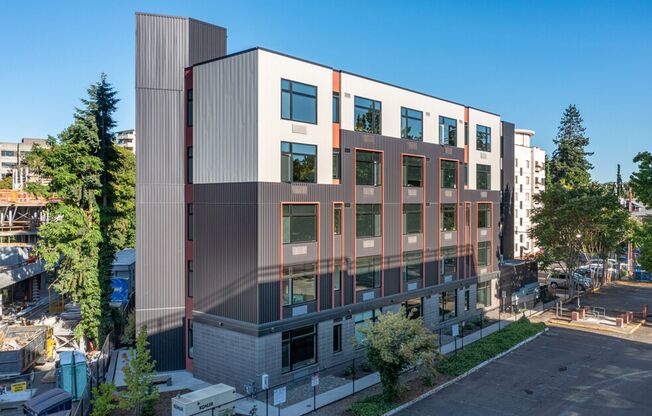 1 bed, 1 bath, 585 sqft, $1,449, Unit 201