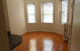 33 Edgerly Rd.