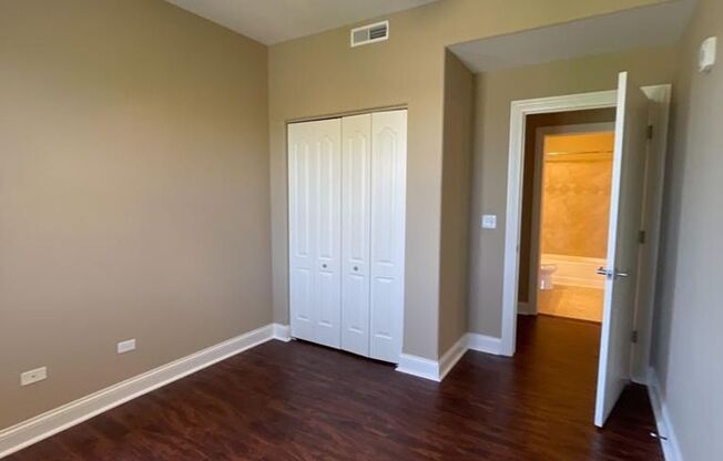 2 beds, 2 baths, 1,328 sqft, $2,400, Unit 316