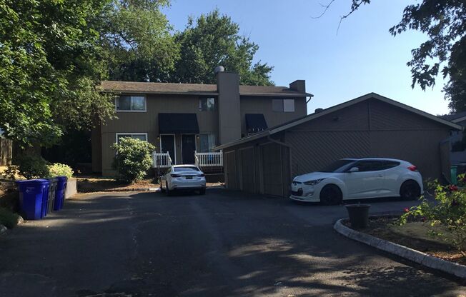 2 beds, 1 bath, 746 sqft, $1,795, Unit 21644