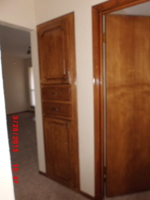 2 beds, 1 bath, $695, Unit # 4