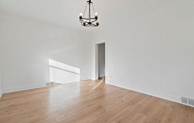 MOVE IN SPECIAL! SCORE HALF OFF 1ST MONTH'S RENT IF SIGNED BY NOV. 15! Beautiful 3 bedroom home in Beaver Falls available now!