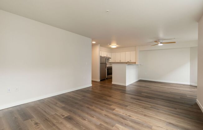 2 beds, 2 baths, 1,005 sqft, $2,895, Unit 307