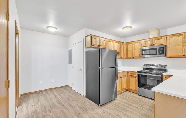 Studio, 1 bath, $1,250