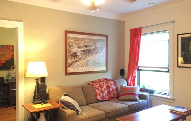 1 bed, 1 bath, $1,595, Unit 401