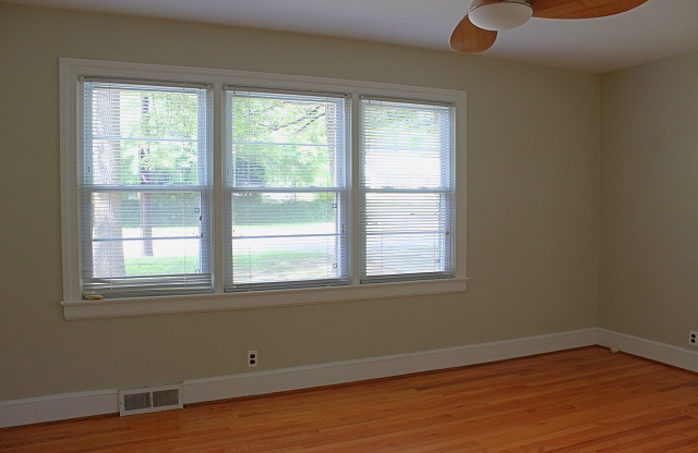 3 bedroom home with basement near Downtown Durham!