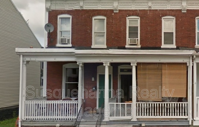 339 S 15 ST