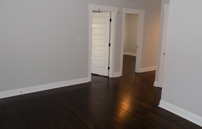 Coming Soon - Beautifully Renovated Apartment in Wilmore!