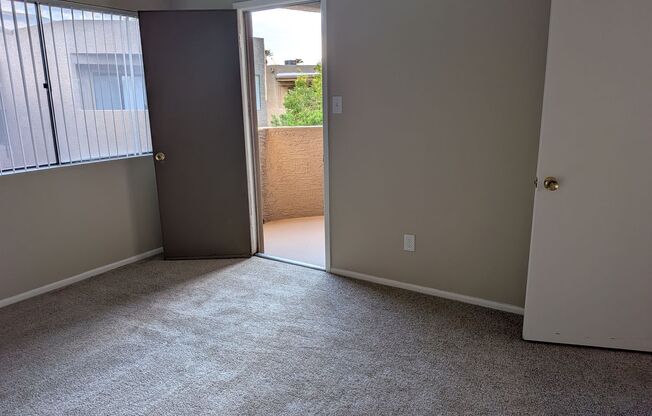 2 beds, 2 baths, 900 sqft, $1,425, Unit 223